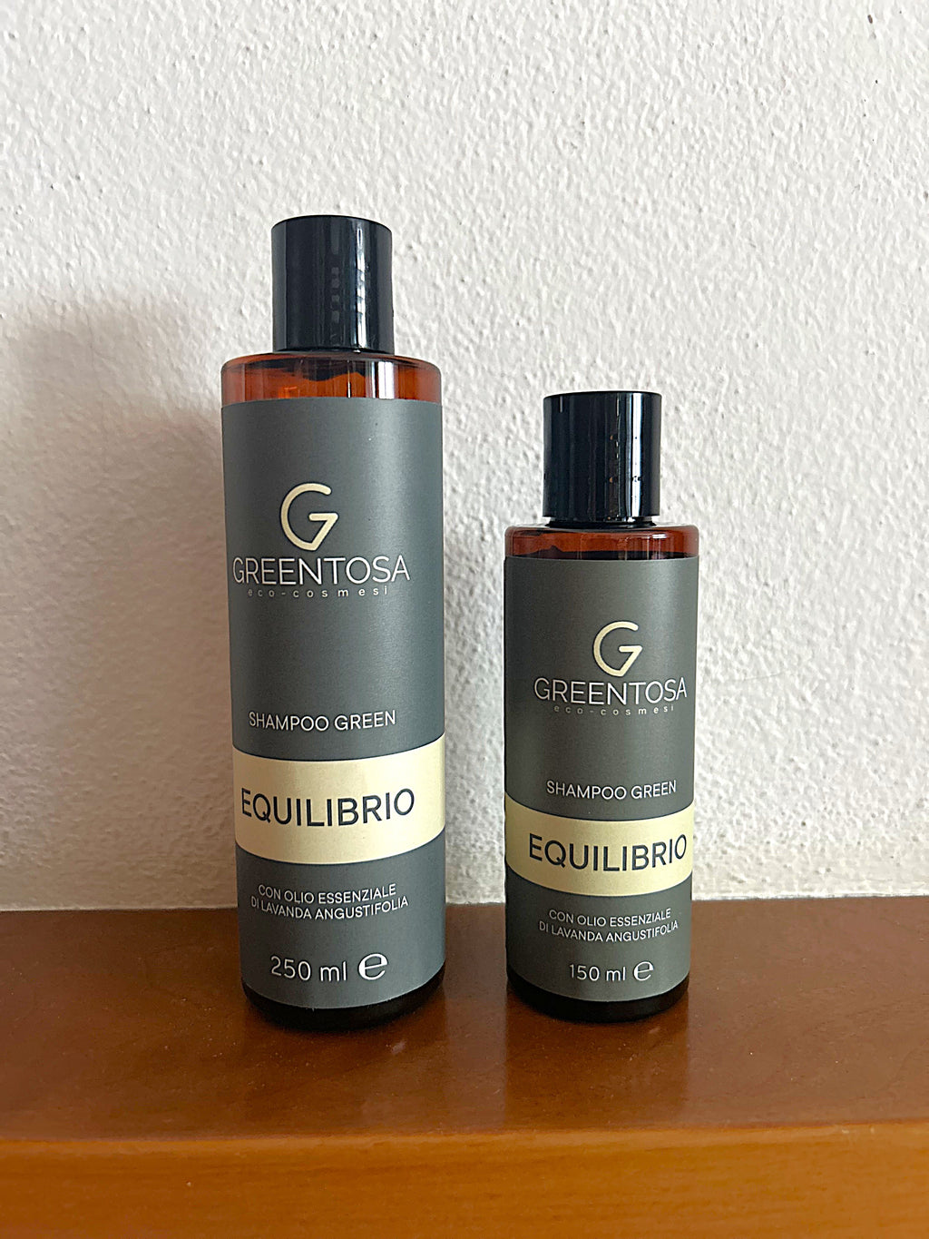 Flacone shampoo Equilibrio capelli 150 e 250 ml